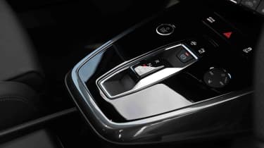 Audi Q4 e-tron - gear selector