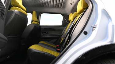 Renault 5 - rear seats