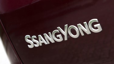 SsangYong Turismo - SsangYong badge