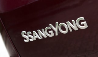 SsangYong Turismo - SsangYong badge