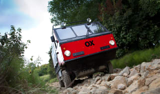 Global Vehicle Trust OX - front below