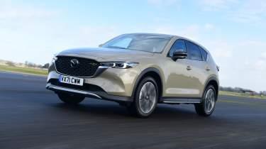 Mazda CX-5 - front tracking