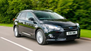 Ford Focus Estate front tracking