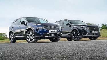 Peugeot 5008 vs Nissan X-Trail - front angled
