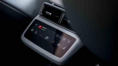 Polestar 4 - rear climate control screen