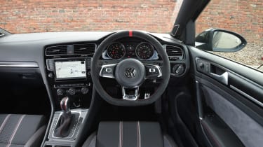 Volkswagen Golf GTI Clubsport UK 2016 - interior