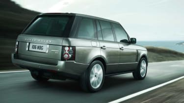 Range Rover TDV8 Westminster Edition rear tracking