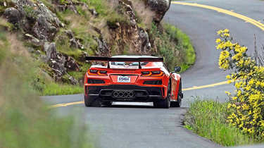 Corvette ZR1X 2026 - rear cornering