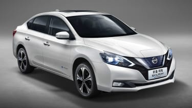 Nissan Sylphy - front