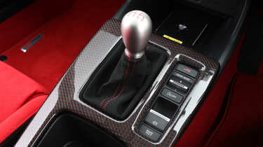Honda Civic Type R - gear stick