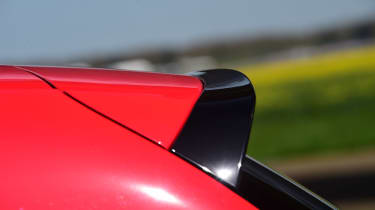 SEAT Ibiza Cupra vs VW Polo GTI - Polo spoiler