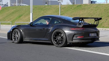 Porsche 911 gt3 rs facelift spy shot