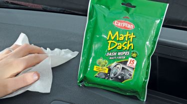 CarPlan dash wipes