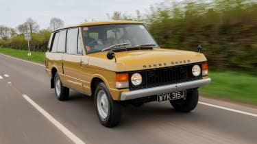 Range Rover Mk1 – front tracking