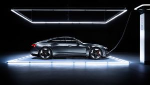 Audi RS e-tron GT - charging