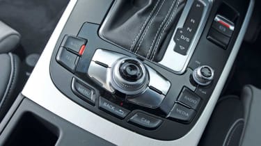 Audi A5 Coupe centre console