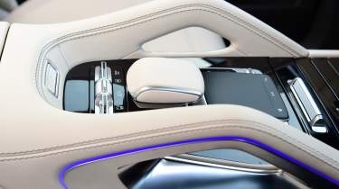 Used Mercedes GLS Mk2 - centre console