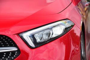 Mercedes A-Class - front light