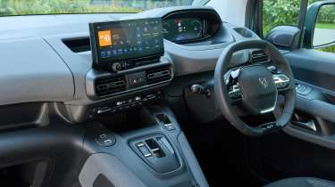 Peugeot E-RIFTER - interior