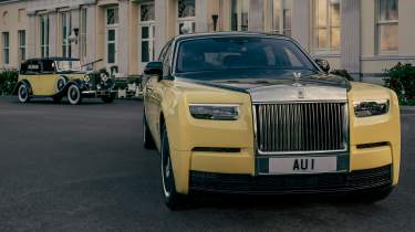 Rolls-Royce Phantom Goldfinger - front end with vintage Phantom