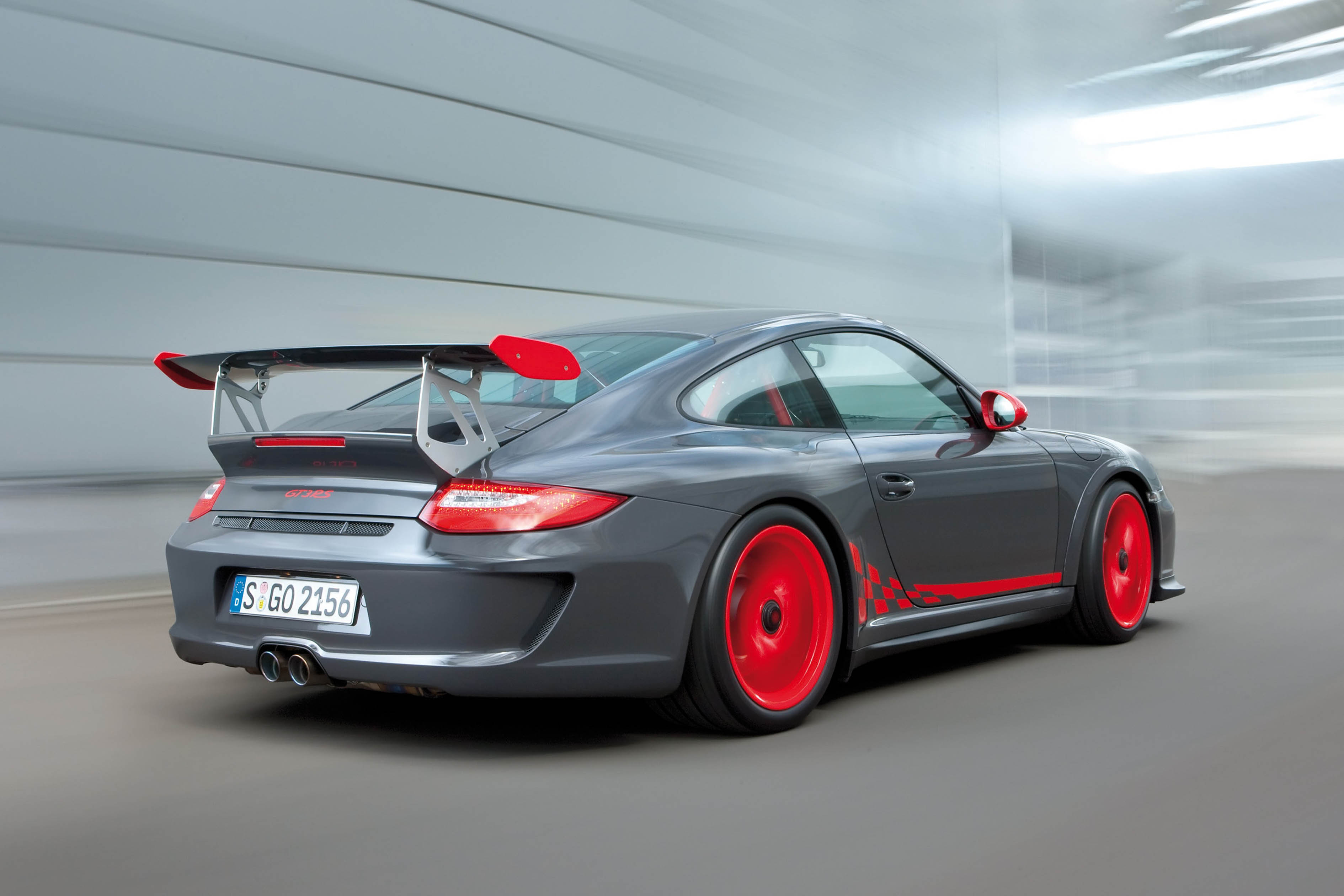 Porsche-911-GT3-RS-|-Auto-Express