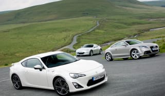 Toyota GT 86 vs rivals
