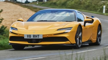 Ferrari SF90 Spider - front cornering