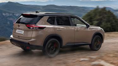 New Nissan X-Trail N-Trek - beige rear 3/4