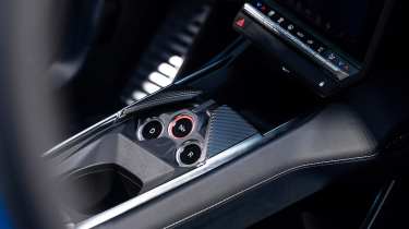 Alpine A390 - central console