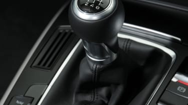 Audi A5 Sportback 2.0 TDI SE Technik gear stick