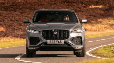 Jaguar F-Pace P400 - full front