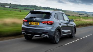 MG ZS - rear tracking