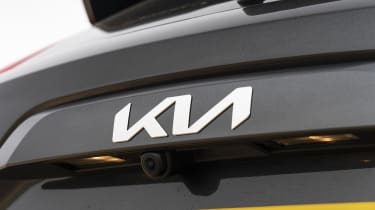 Kia Niro Hybrid - badge