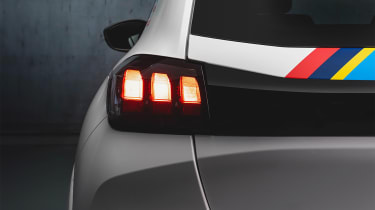 Peugeot 208 Rallye - tail light