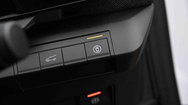 Renault Scenic - personal safety settings button