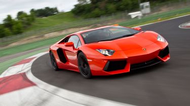 Lamborghini Aventador - Best Hypercars