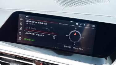 BMW Z4 M40i Handschalter - infotainment screen