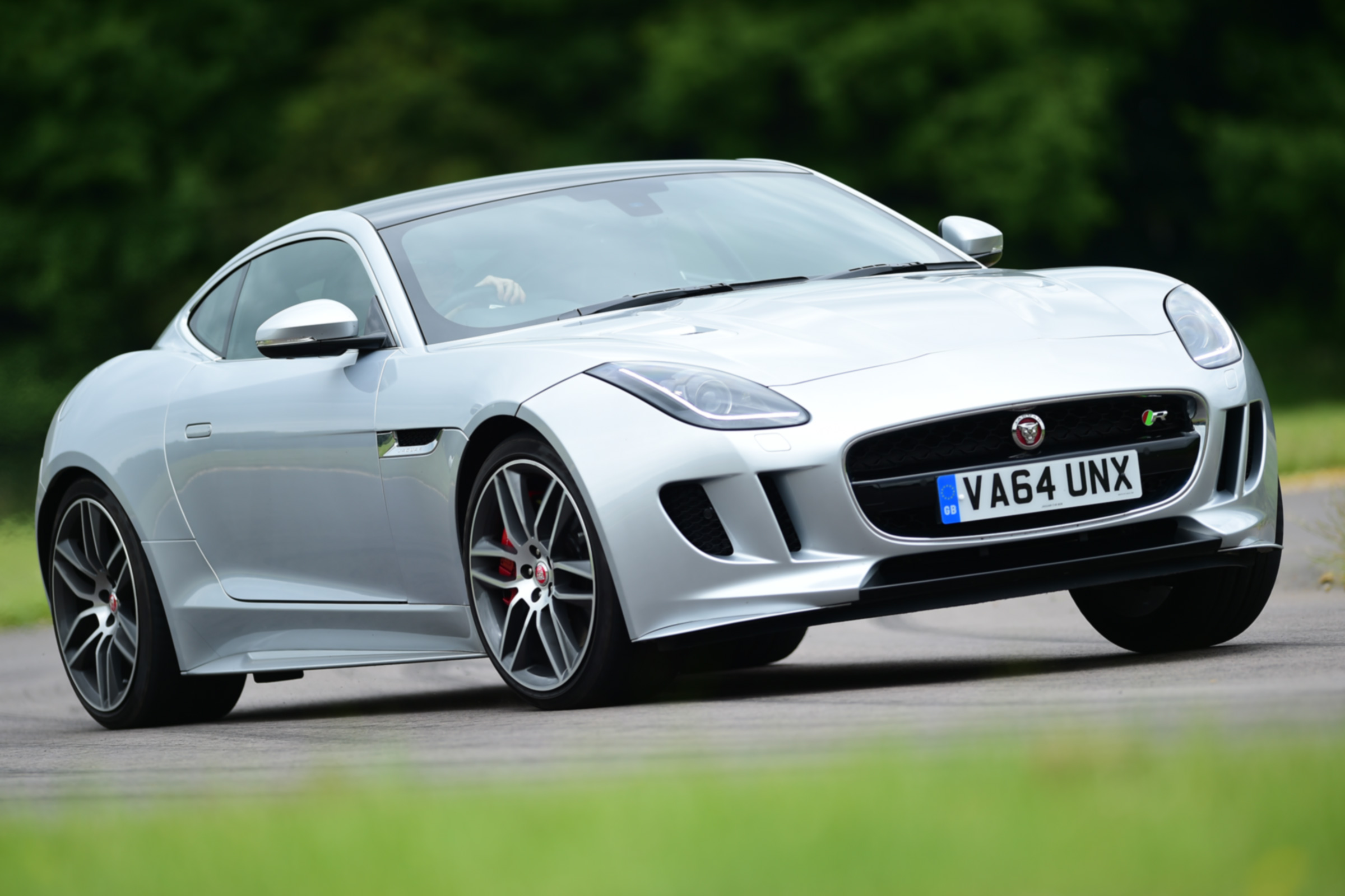  Jaguar  F  Type  R Coupe  review Auto Express