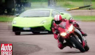 Lamborghini LP570-4 Superleggera vs Aprilia RSV4 Superbike