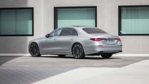 Mercedes%20S-Class%202020%20official%20pics-34.jpg