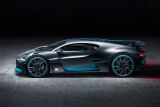 Bugatti Divo - side