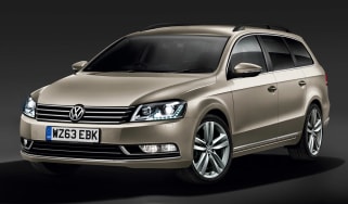 Volkswagen Passat Executive Style front