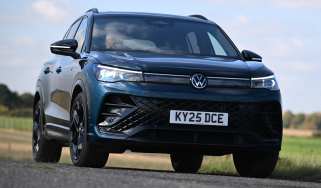 Volkswagen Tiguan UK - front action