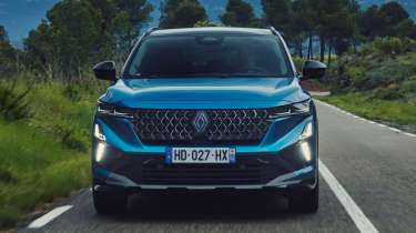 Renault Austral - full front