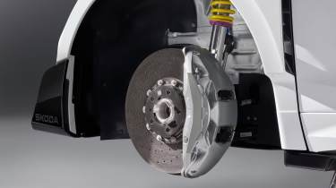 Skoda Enyaq RS Race - front brakes and suspension