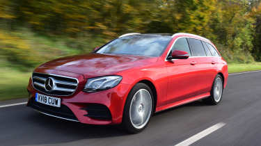 Mercedes E-Class Estate - front tracking 