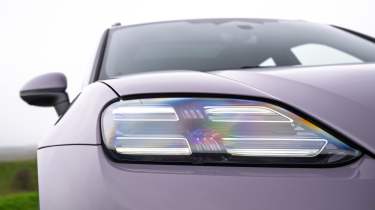 Porsche Macan Electric 4 - headlight