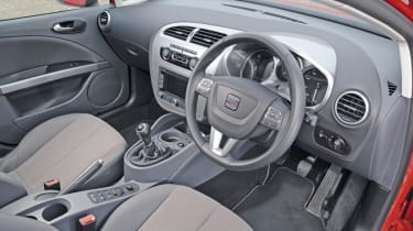 SEAT Leon Ecomotive interior