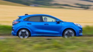 Ford Puma - side panning