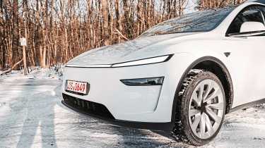 Tesla Model Y facelift - front detail